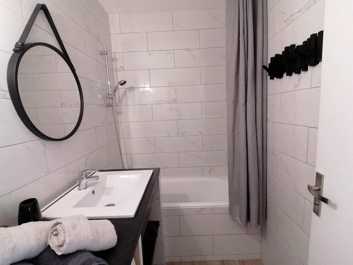 Appartement Centre Ville Avec Parking Privatif Dijon Zewnętrze zdjęcie